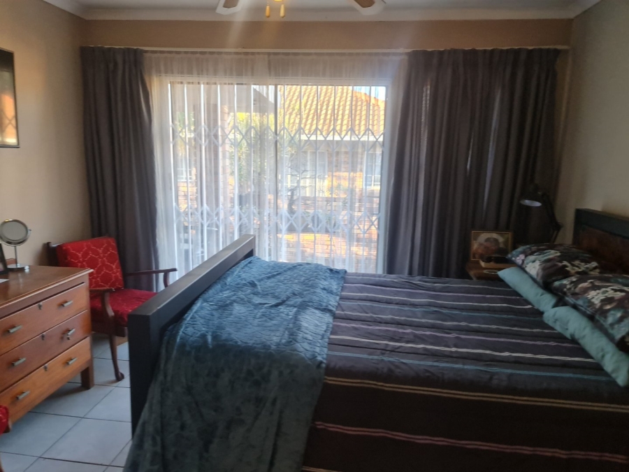 3 Bedroom Property for Sale in Geelhoutpark North West